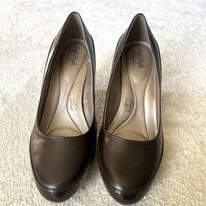 Brown Pattan leather pumps with a 2 inch heel
